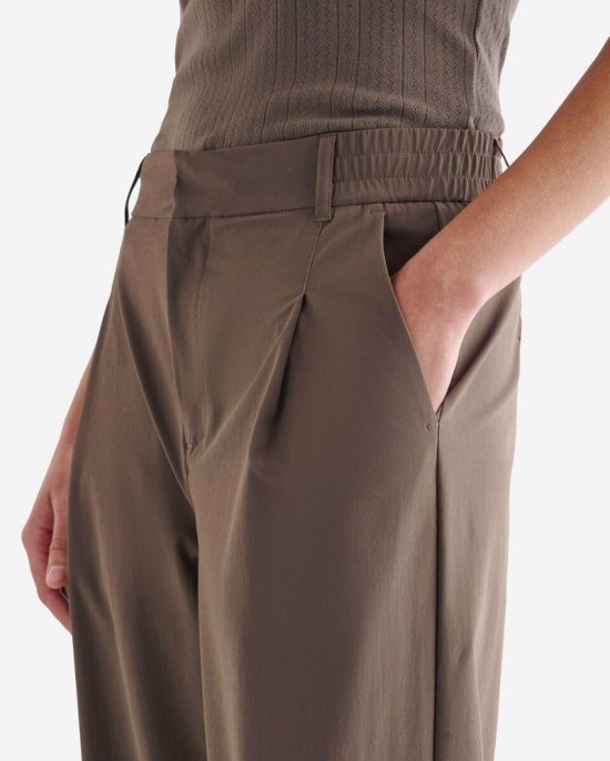 Roots Anywhere Trouser - ACORN BROWN